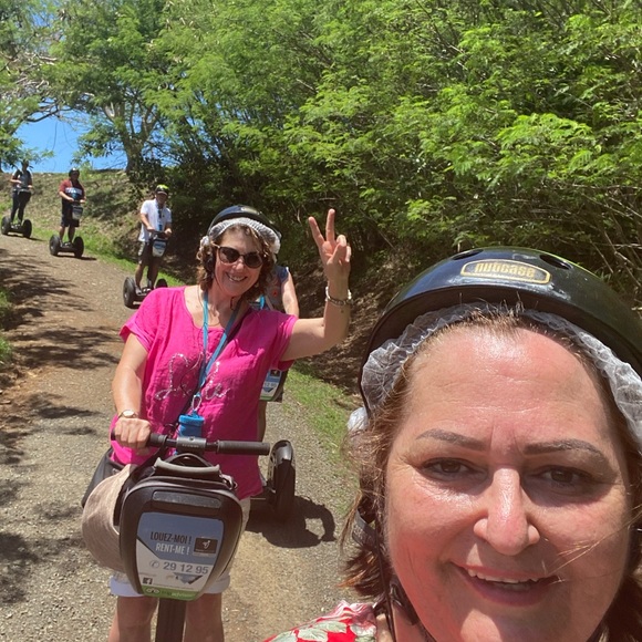 Meet your Posher, Lauren - Picture 9 of 11